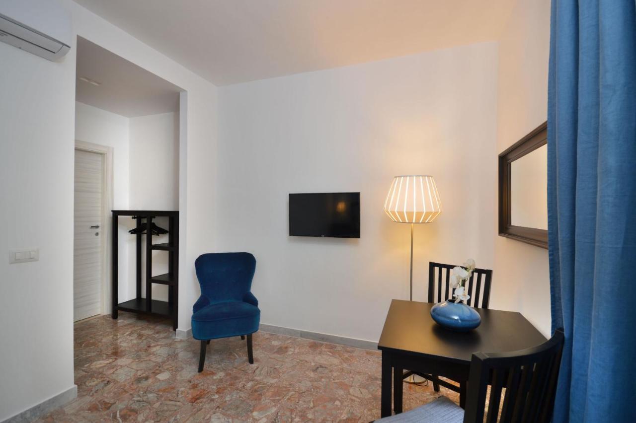La Locanda Dell'Arte-Museo Napels Buitenkant foto